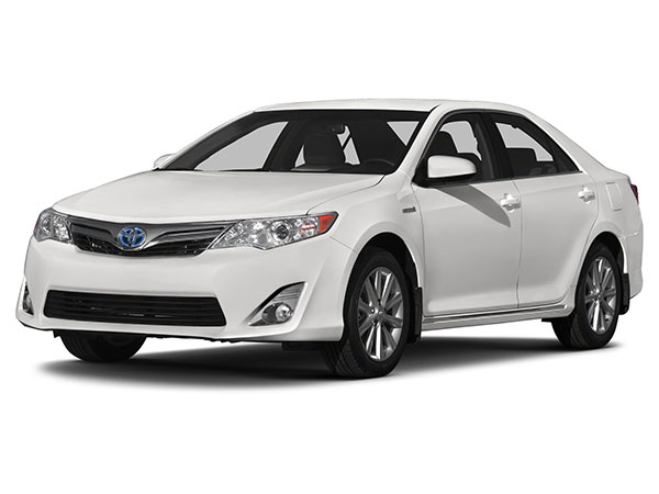 proimages/wedding/2014-Toyota-Camry-Hybrid-Sedan-LE-4dr-Sedan-Photo-17.jpg